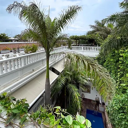 Casa Belle Boutique Hotel *