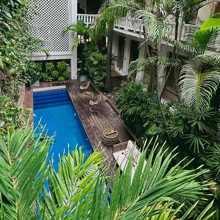 Casa Belle Boutique *