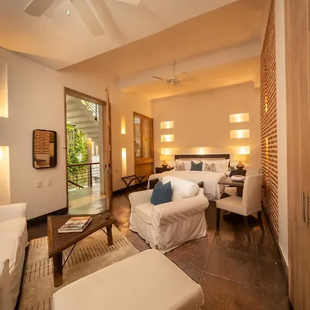 Casa Belle Boutique Hotel *