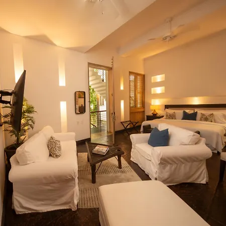 Casa Belle Boutique