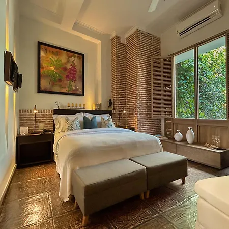 Casa Belle Boutique Hotel *