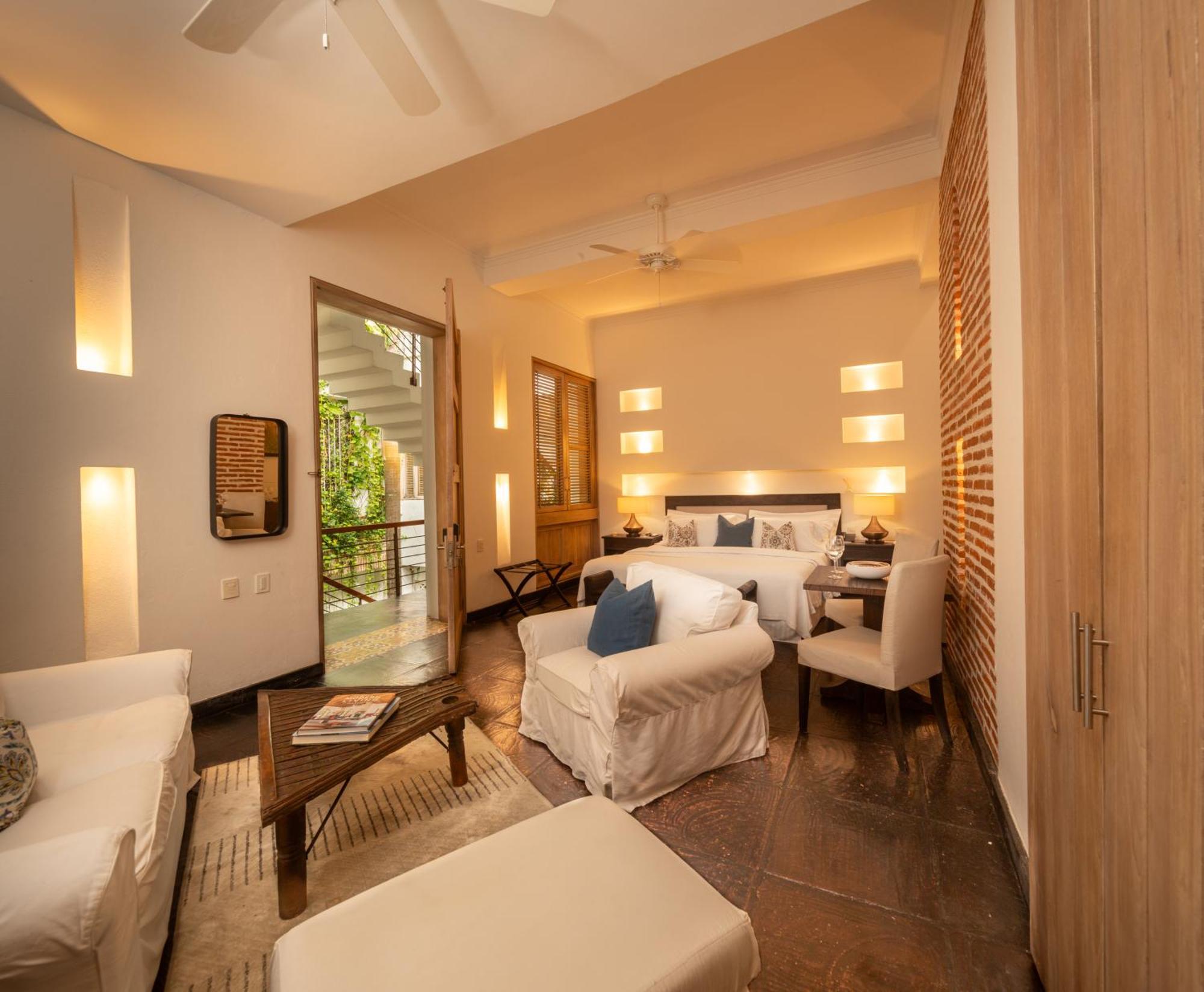 Casa Belle Boutique Hotel *